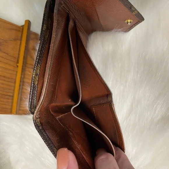 Authentic VINTAGE LOUIS VUITTON MONOGRAM PORTEFEIULLE ELISE TRIFOLD WALLET​